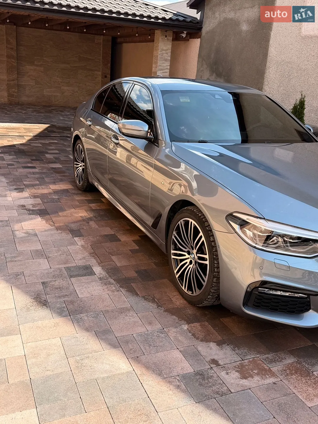 2017 BMW 5er - мініатюра 2