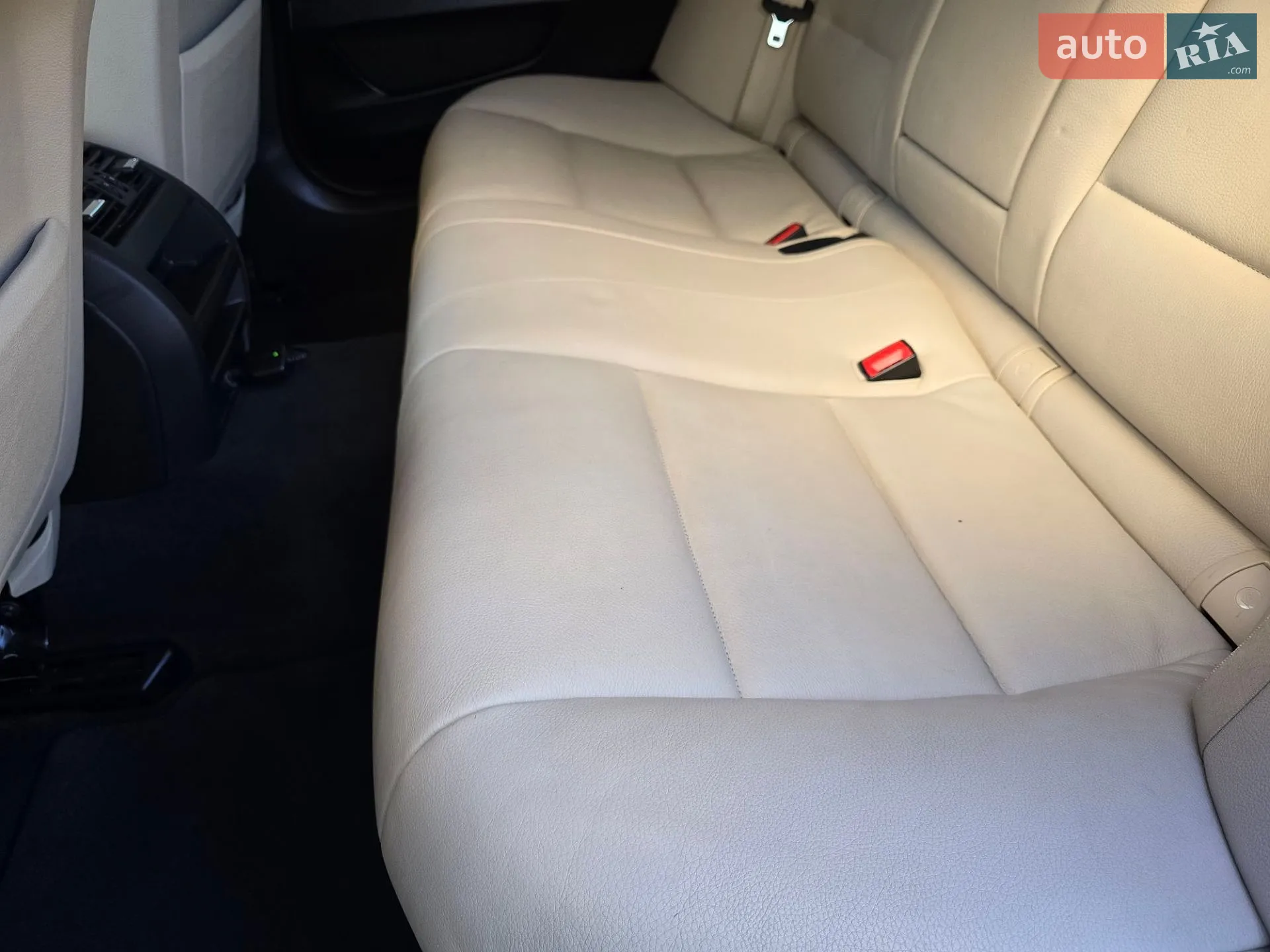 2012 BMW 5er - мініатюра 31