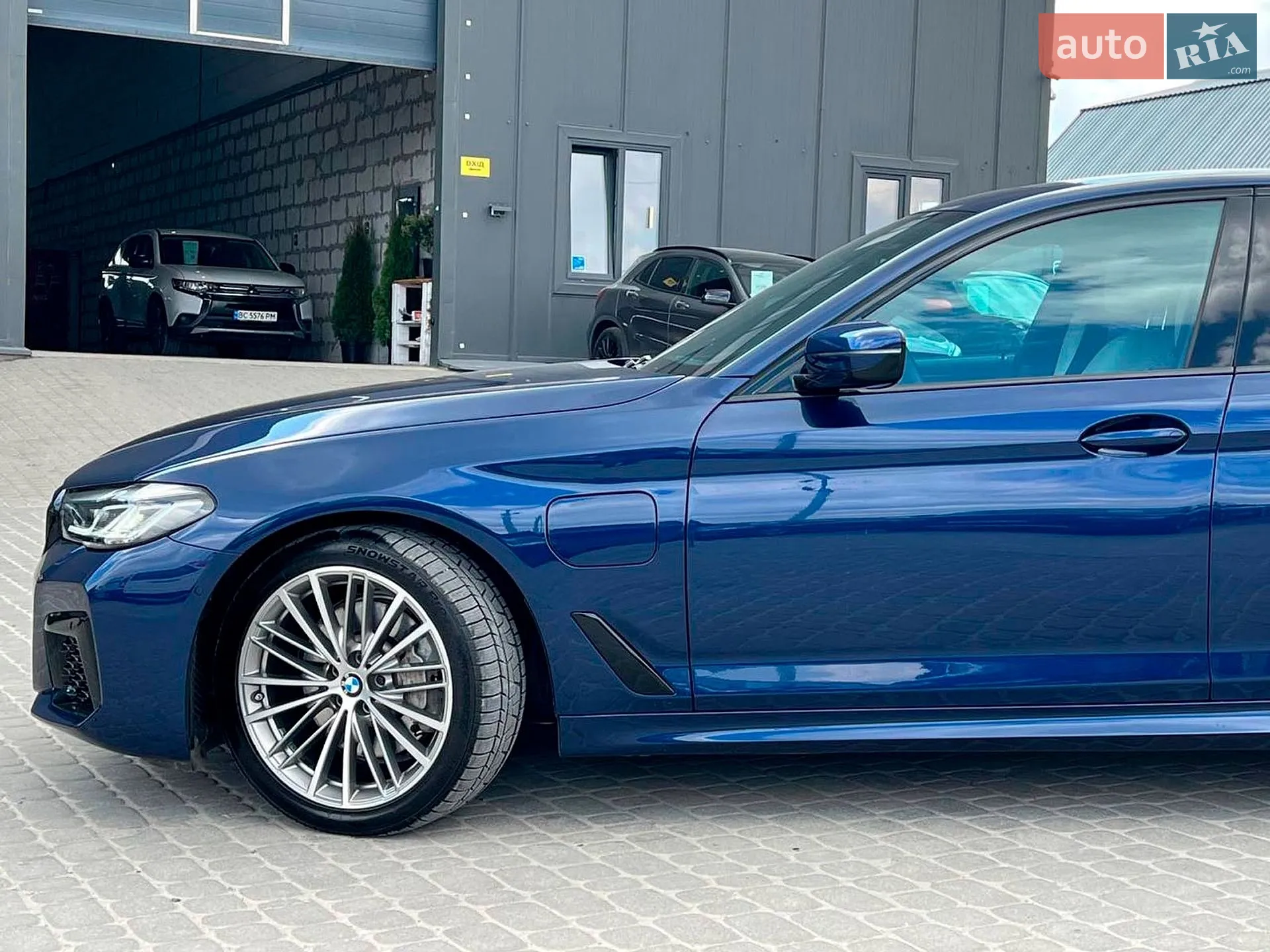 2020 BMW 5er - мініатюра 4