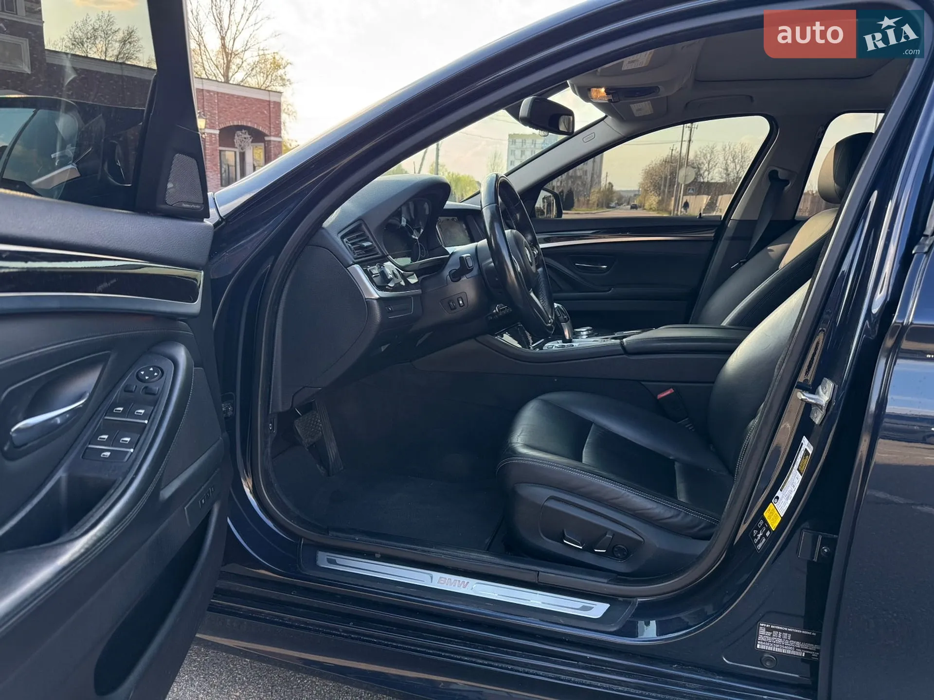 2015 BMW 5er - мініатюра 16