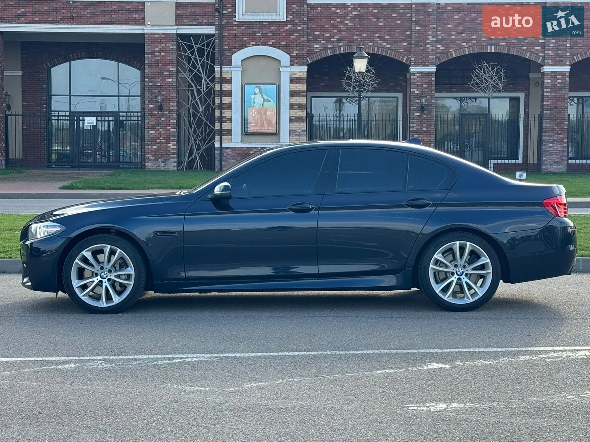 2015 BMW 5er - мініатюра 9