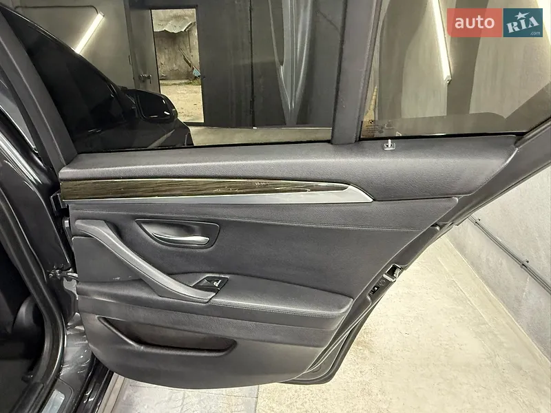 BMW 5 Series 2013 VIN WBA5B1C5XED476363 фото оголошення 18 з 79