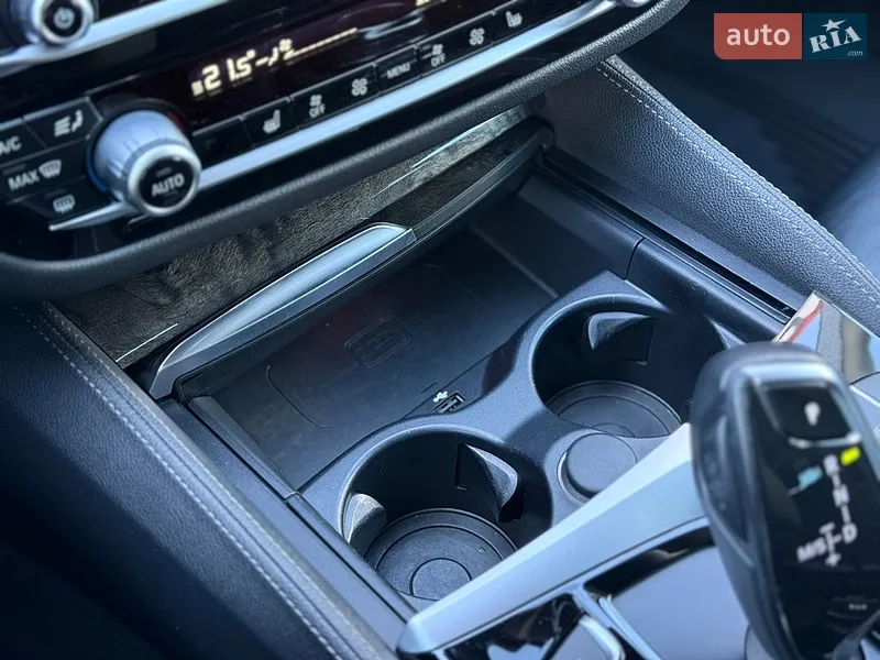 BMW 5 Series 2017 VIN WBAJM71010B054859 фото оголошення 56 з 98