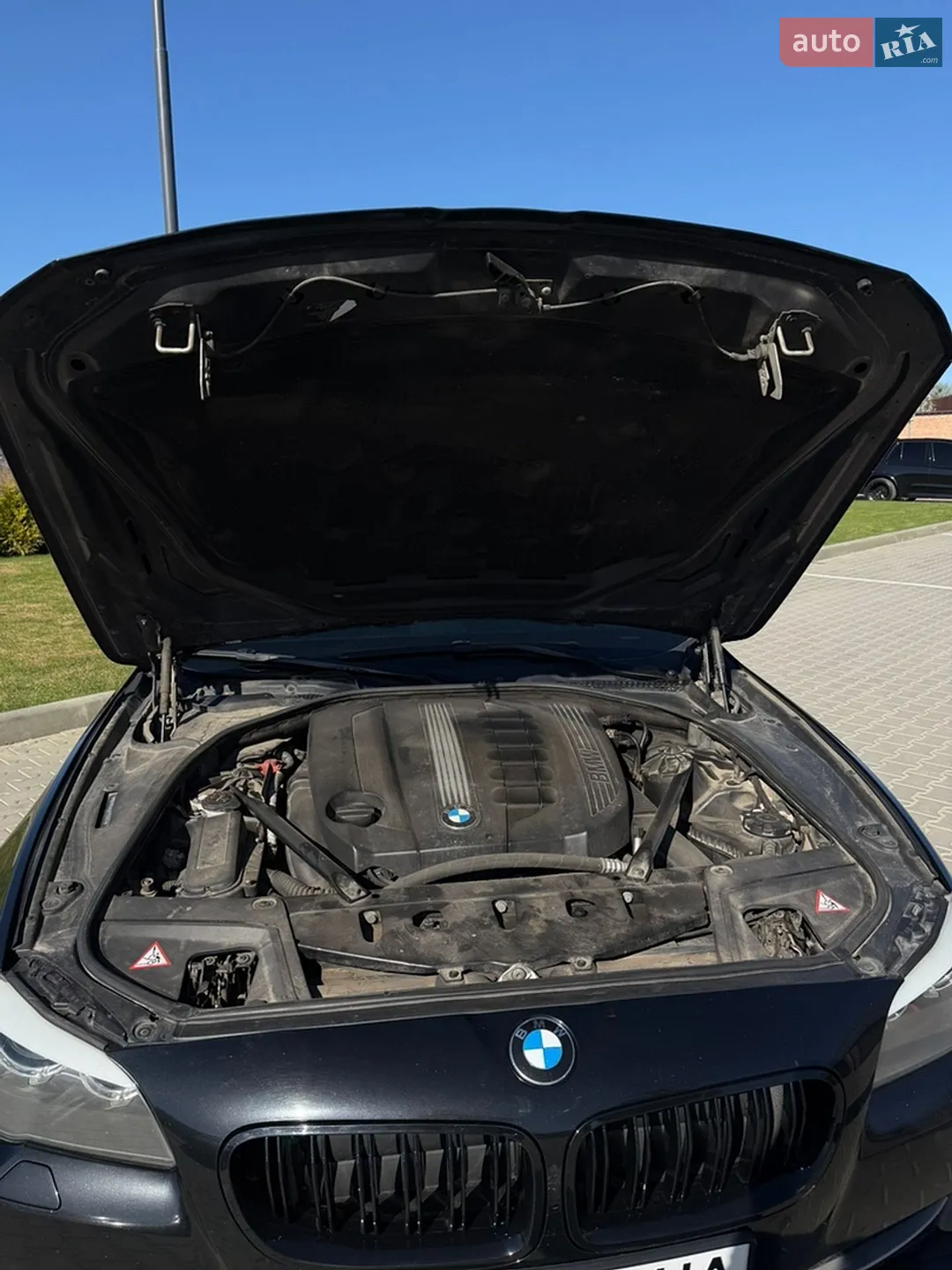 2010 BMW 5er - мініатюра 11