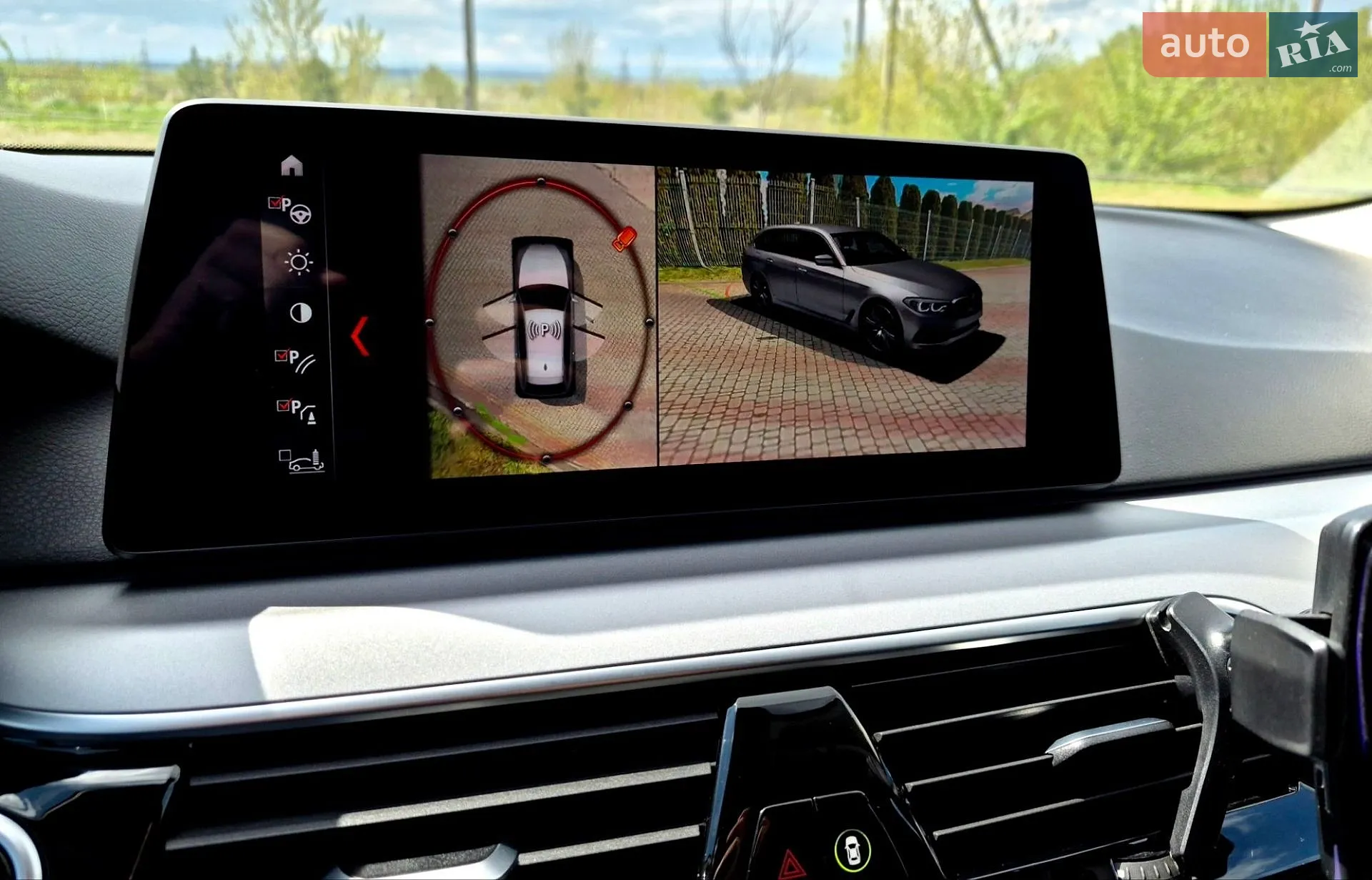 BMW 5 Series 2019 VIN WBAJP31020BT93775 фото оголошення 24 з 28