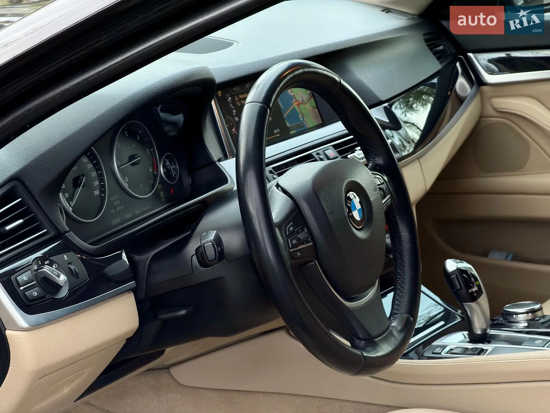 2013 BMW 5er - мініатюра 11