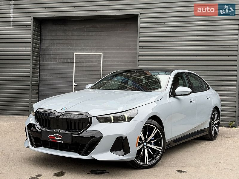 BMW 5 Series 2025
