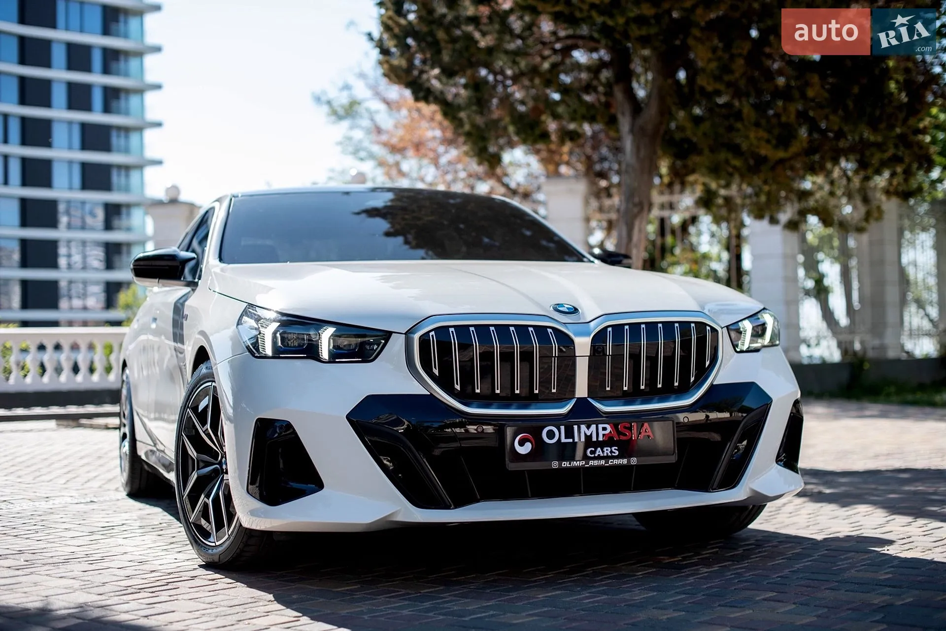 2024 BMW 5er - мініатюра 5