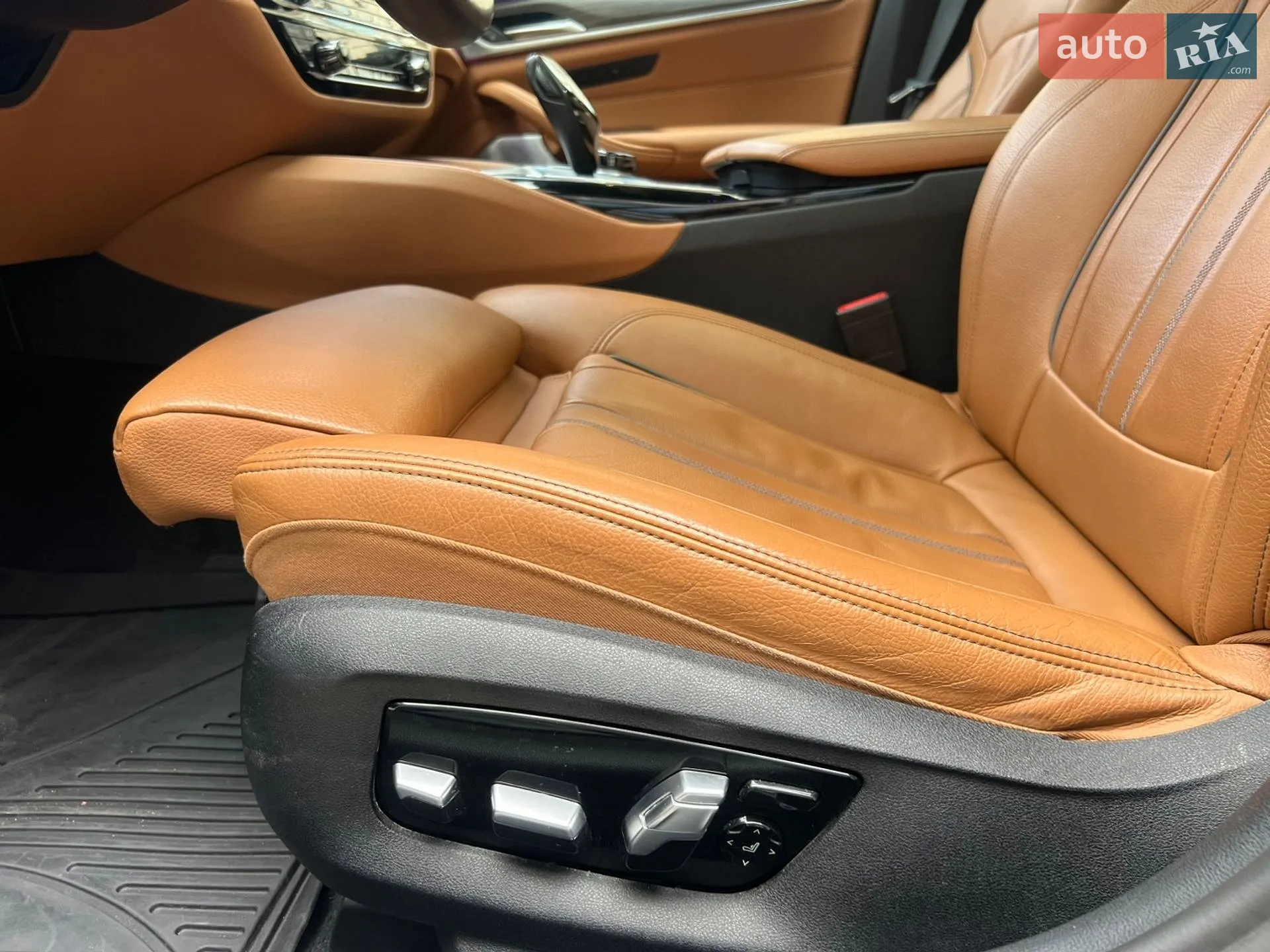 2020 BMW 5er - мініатюра 23