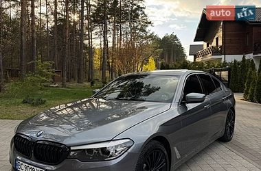 Седан BMW 5 Series 2017 в Львові