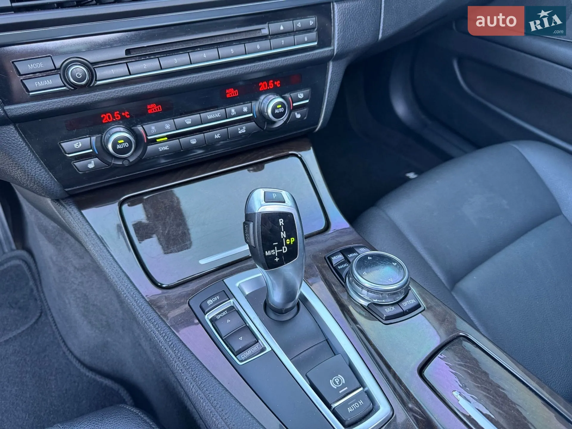 2013 BMW 5er - мініатюра 28