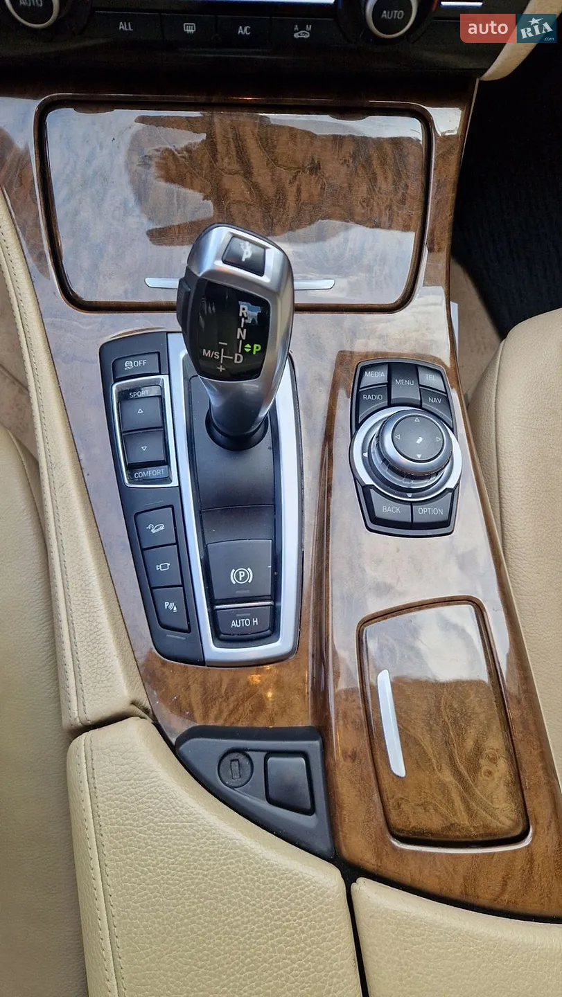 2012 BMW 5er - мініатюра 14