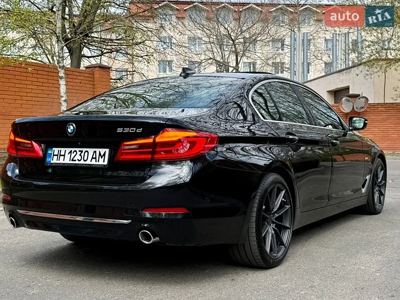 BMW 5 Series 2018 VIN WBAJC9101JB279394 фото оголошення 11 з 71