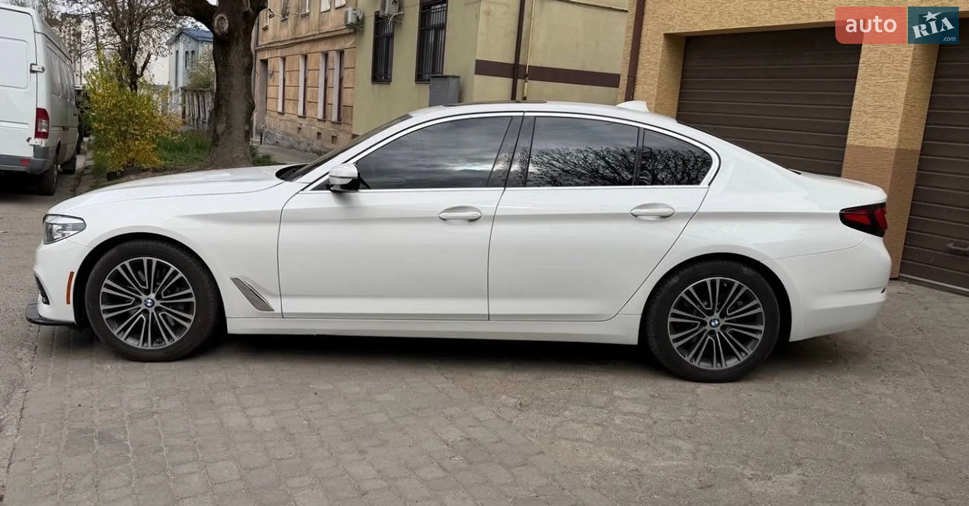 2018 BMW 5er - мініатюра 3