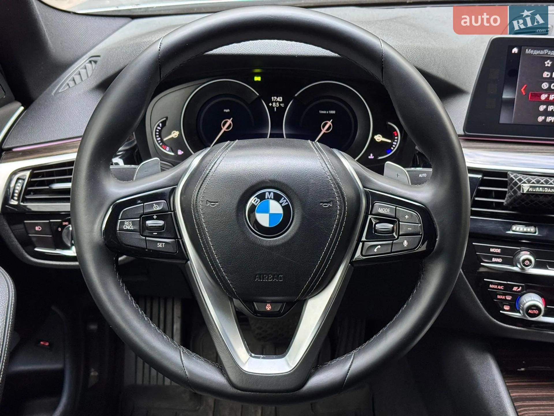 2017 BMW 5er - мініатюра 23