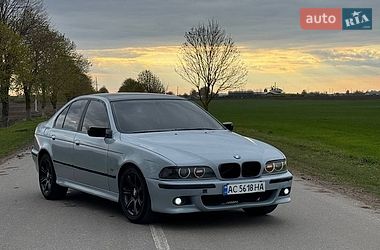 Седан BMW 5 Series 1999 в Теофіполі