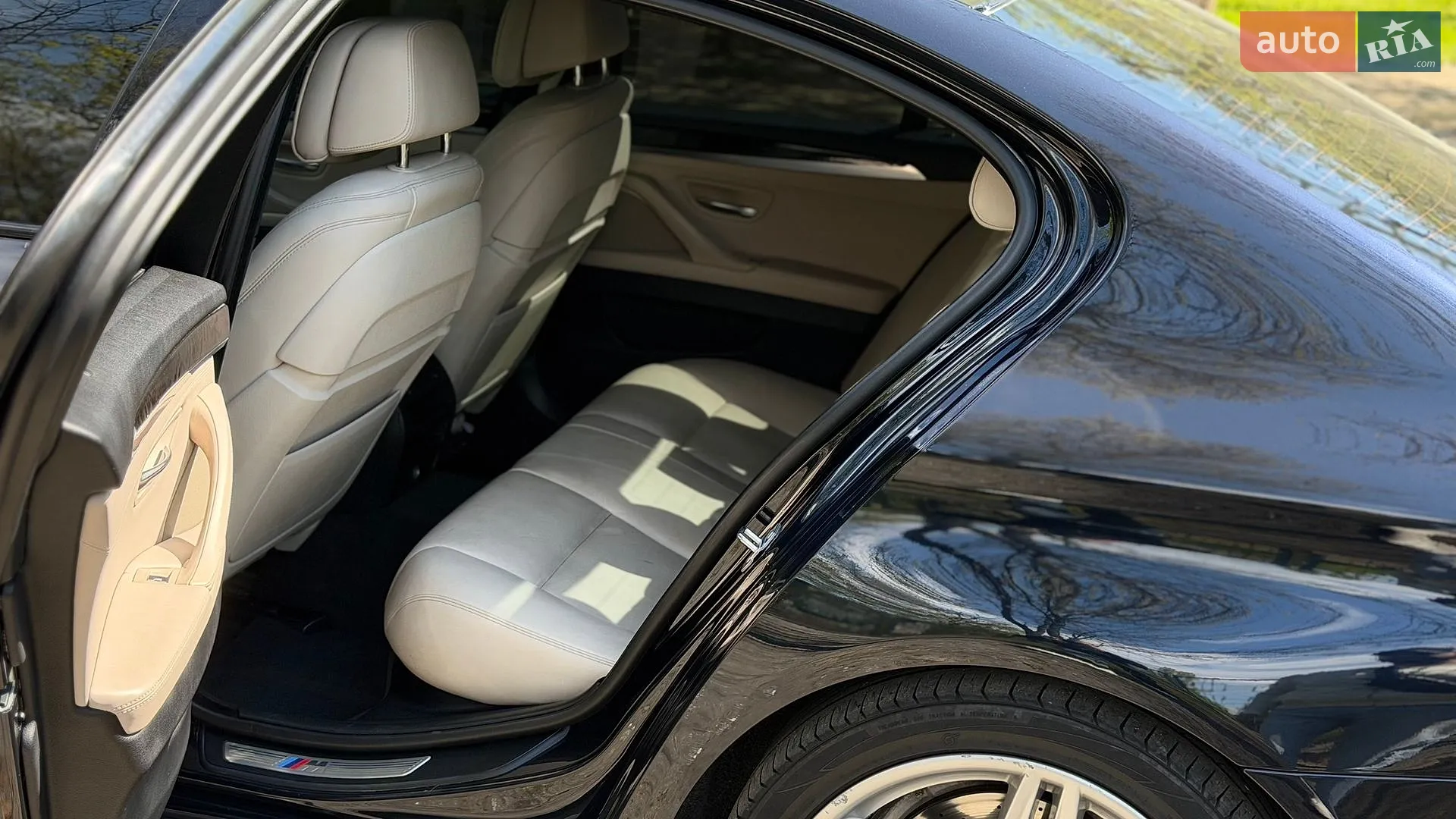 2013 BMW 5er - мініатюра 14