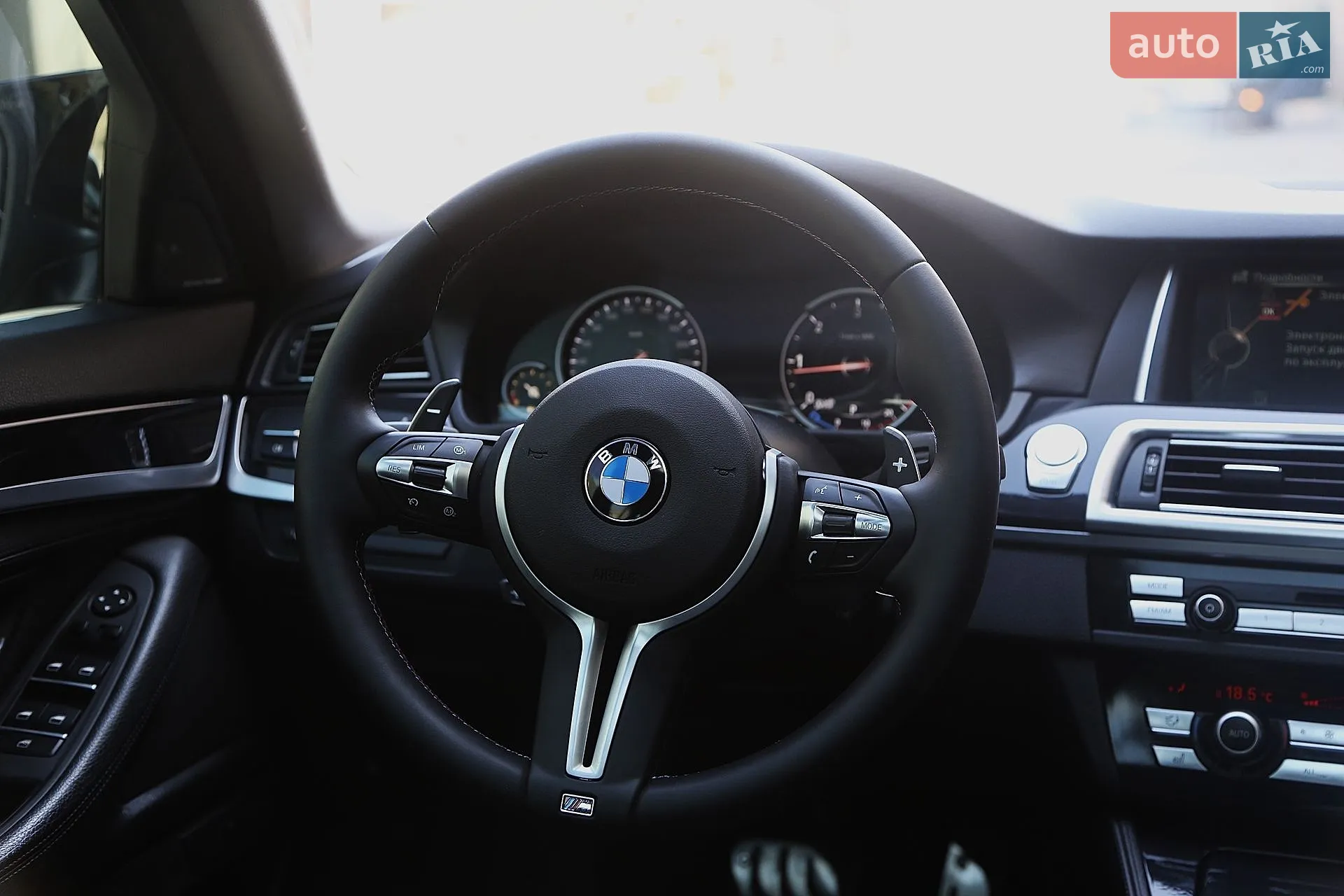 2014 BMW 5er - мініатюра 16