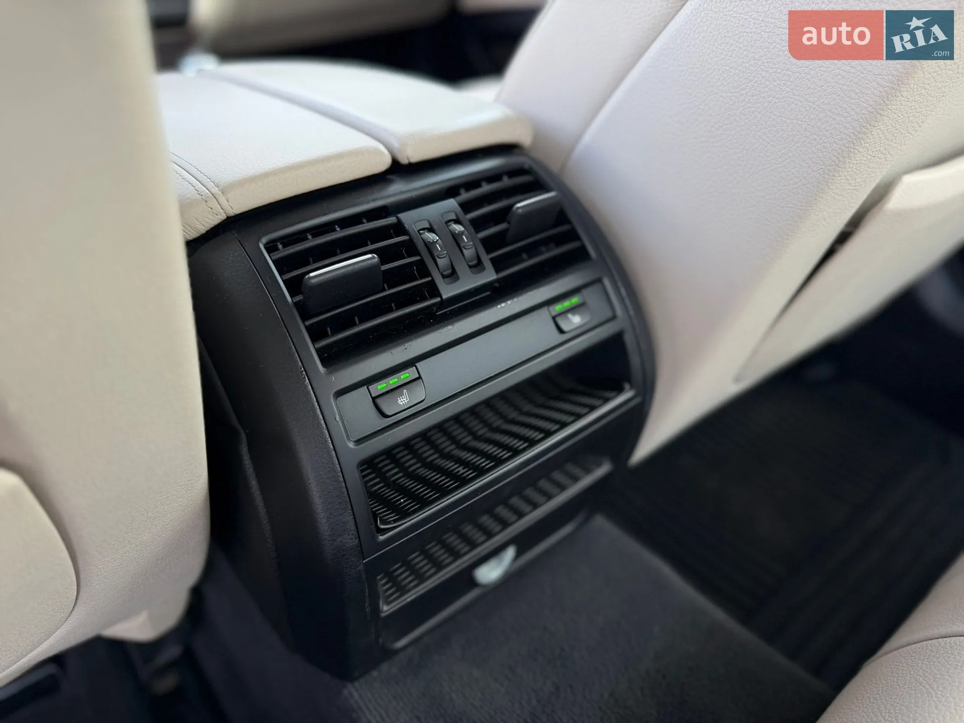 2013 BMW 5er - мініатюра 17