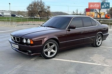 Седан BMW 5 Series 1994 в Києві