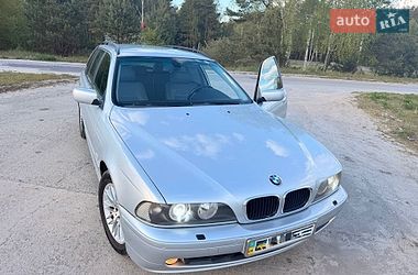 Універсал BMW 5 Series 2002 в Вараші