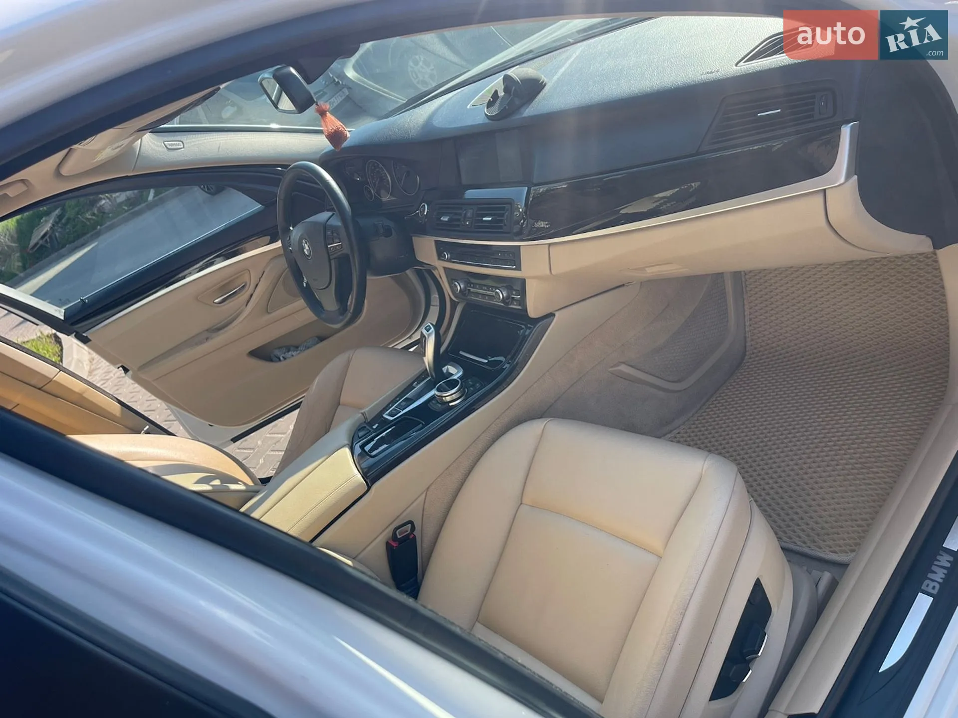 2012 BMW 5er - мініатюра 13