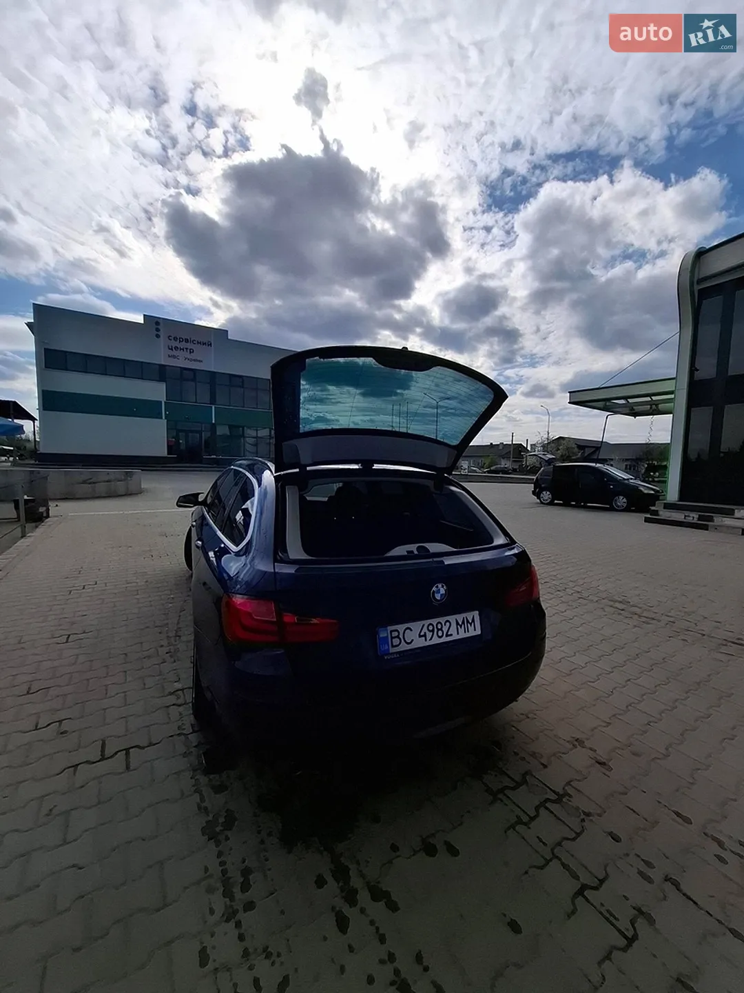 2011 BMW 5er - мініатюра 6