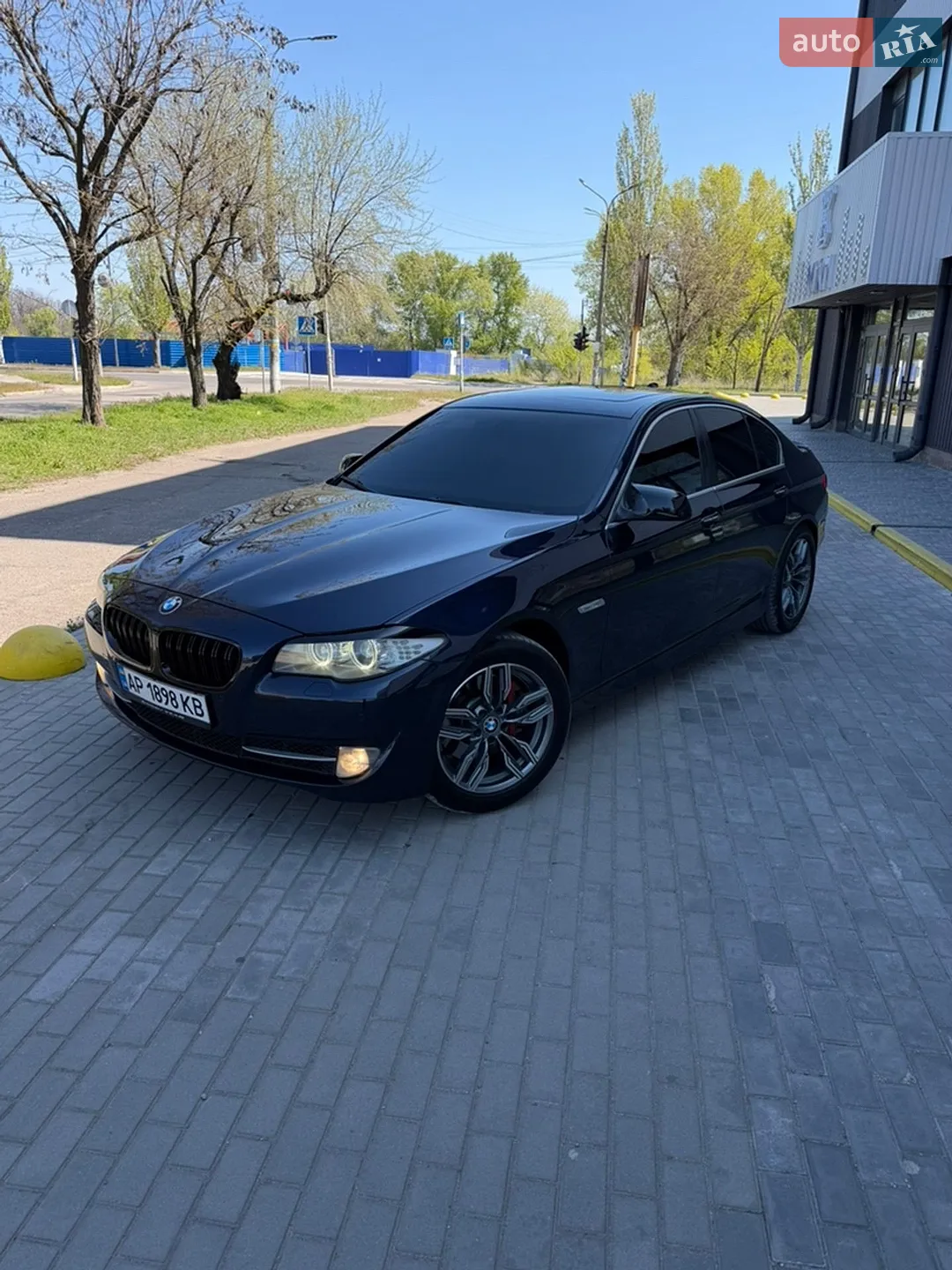 2011 BMW 5er - мініатюра 11