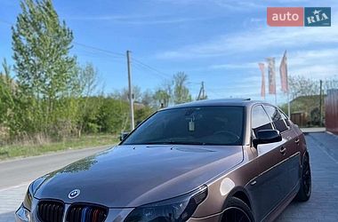 Седан BMW 5 Series 2005 в Гайсину