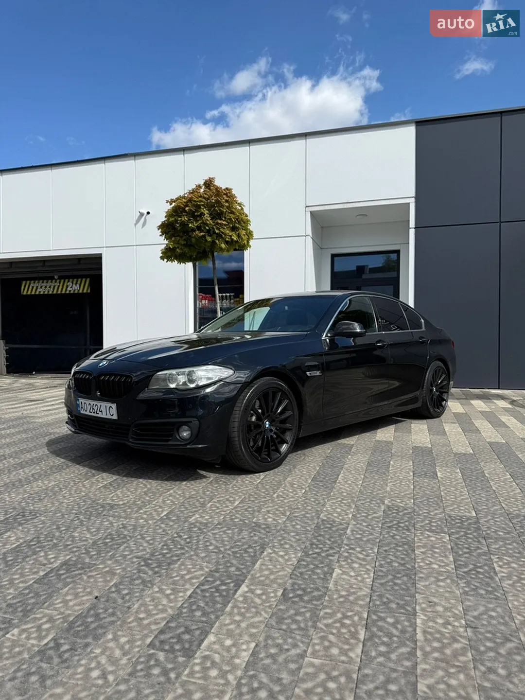 2014 BMW 5er - мініатюра 2