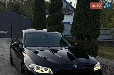 Седан BMW 5 Series 2014 в Хотині