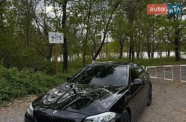 Седан BMW 5 Series 2012 в Мукачево