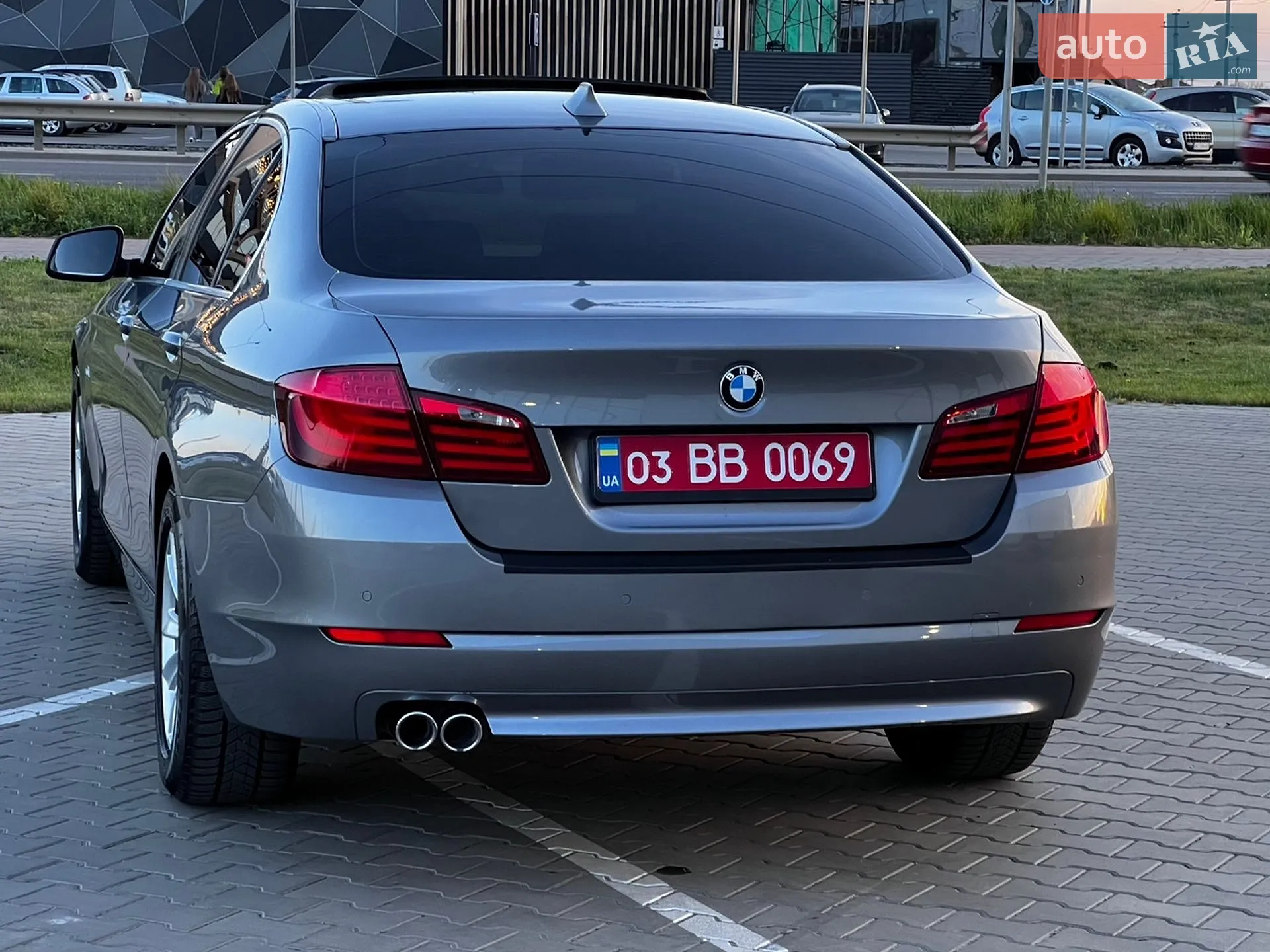 2012 BMW 5er - мініатюра 10