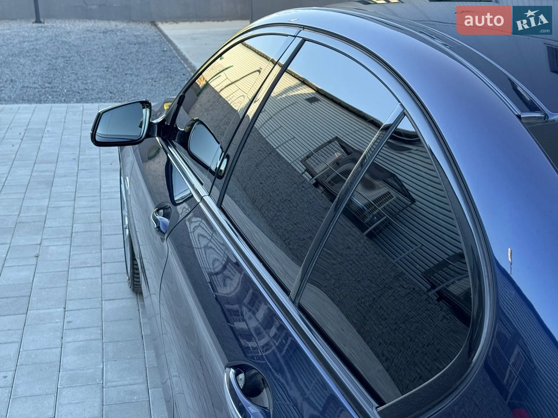 2011 BMW 5er - мініатюра 7