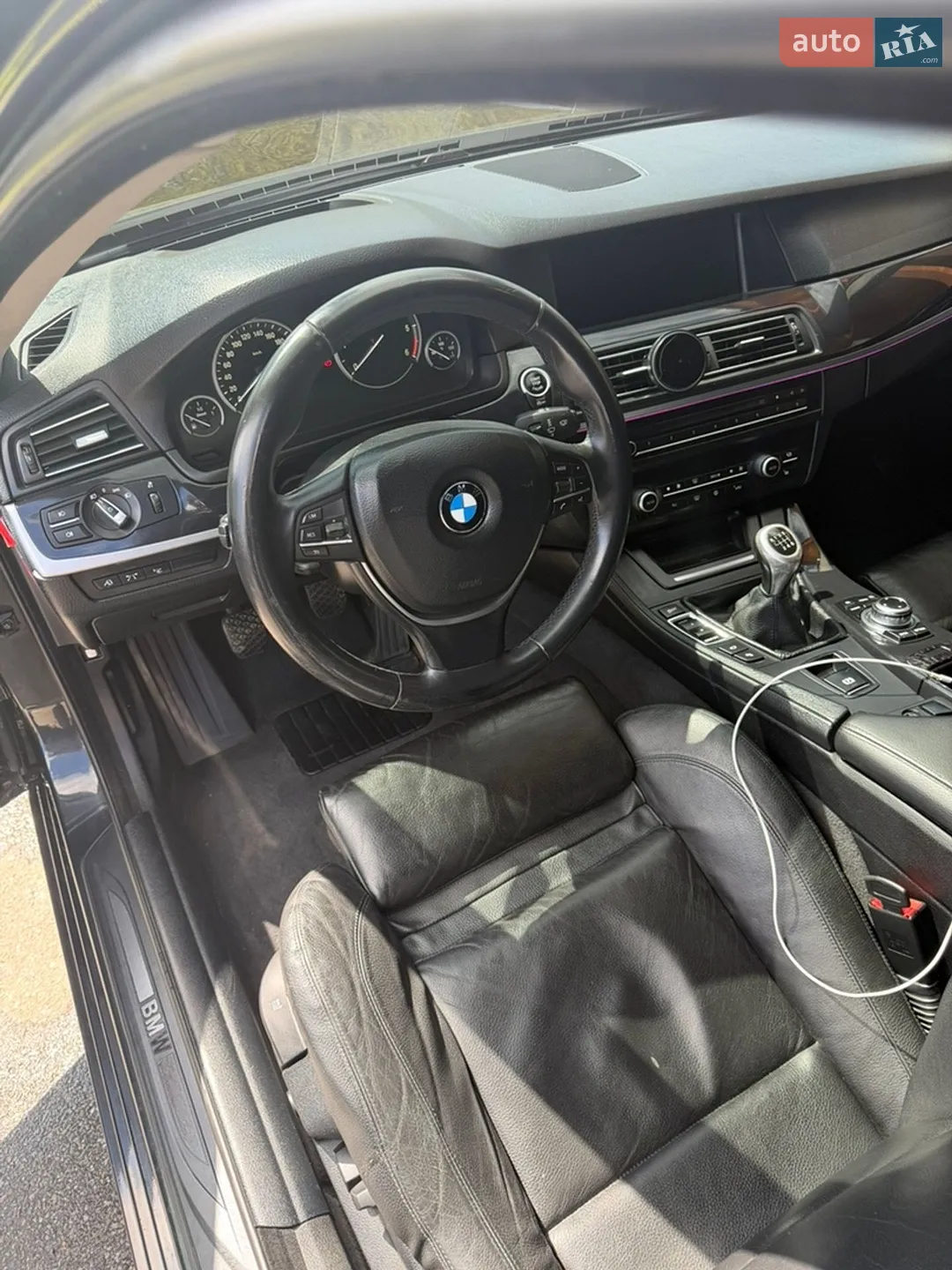 2012 BMW 5er - мініатюра 11