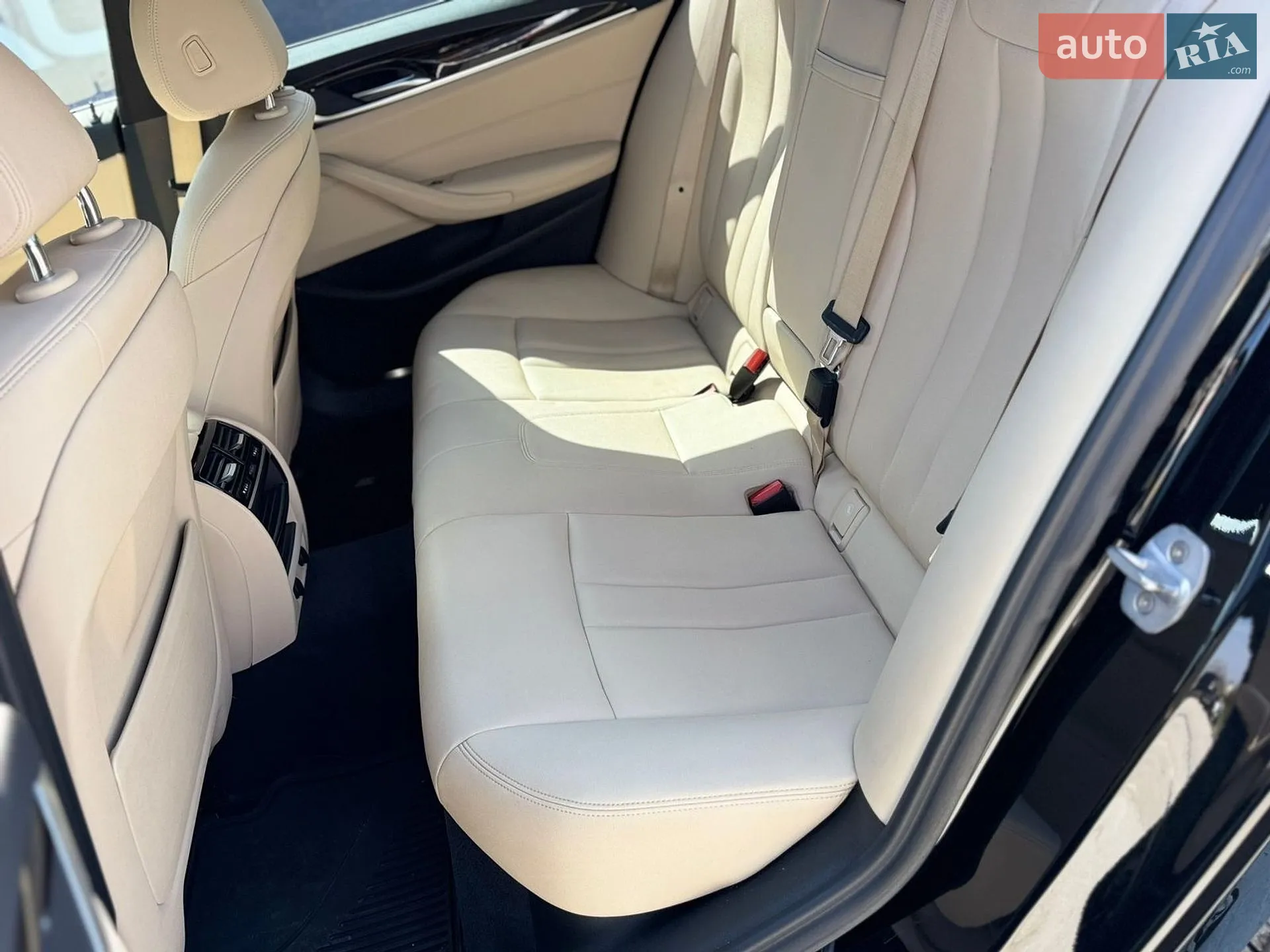 2018 BMW 5er - мініатюра 22