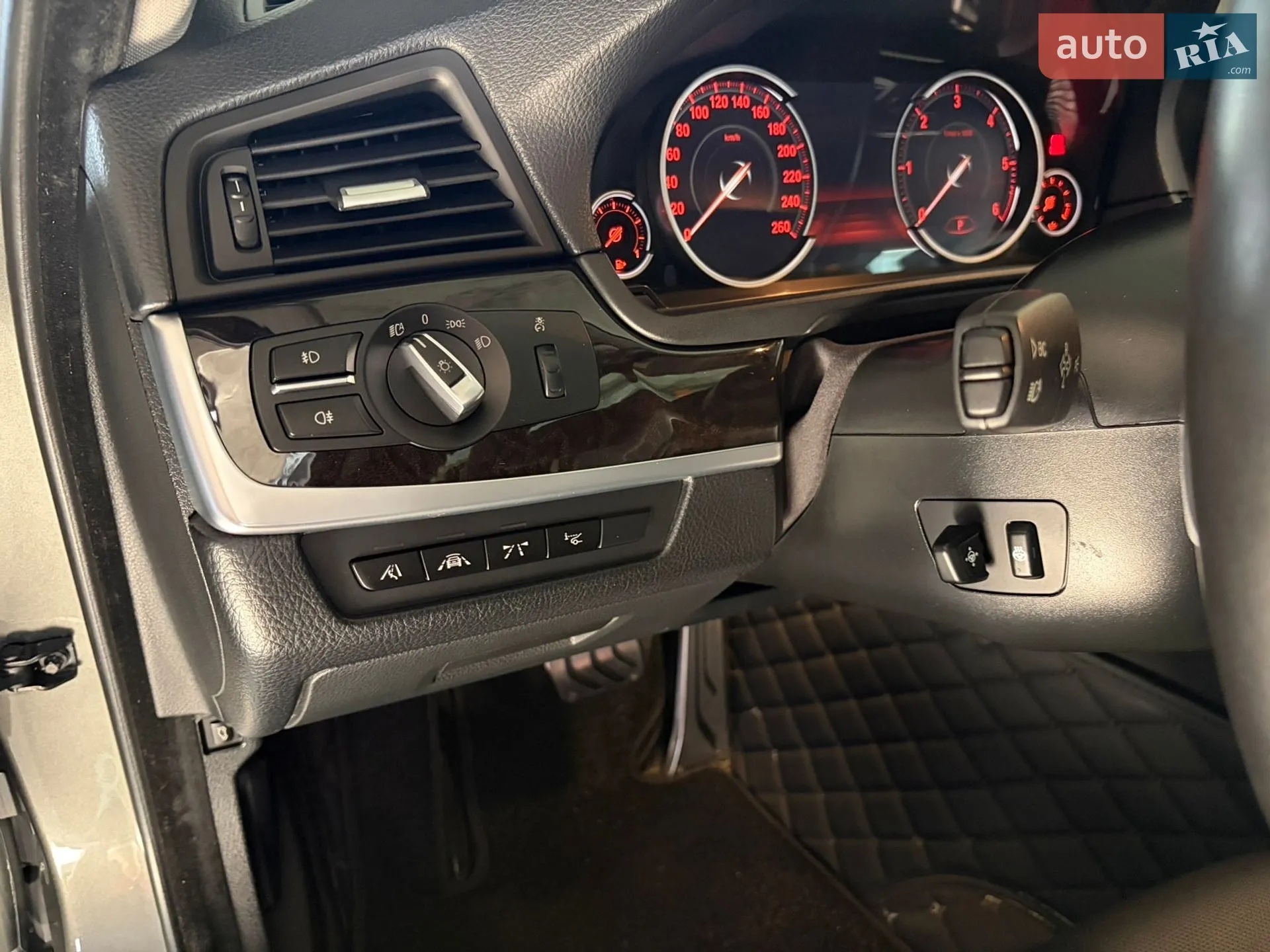 2013 BMW 5er - мініатюра 10