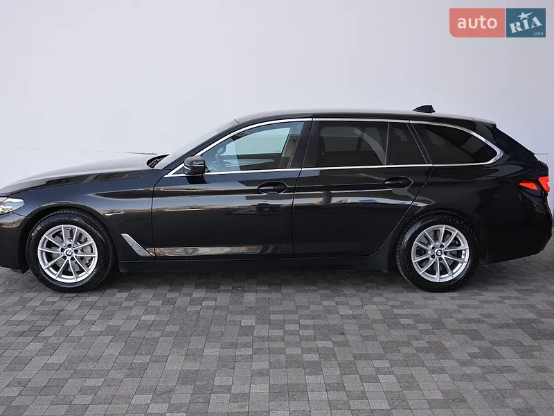 BMW 5 Series 2021