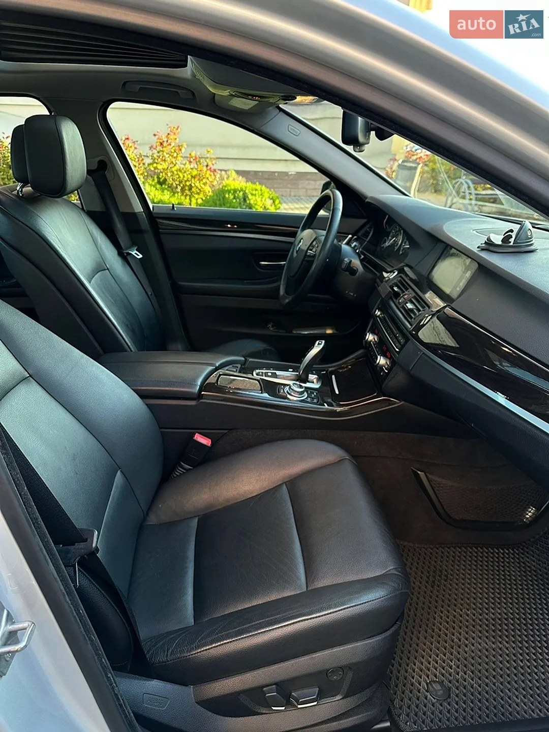 2013 BMW 5er - мініатюра 18