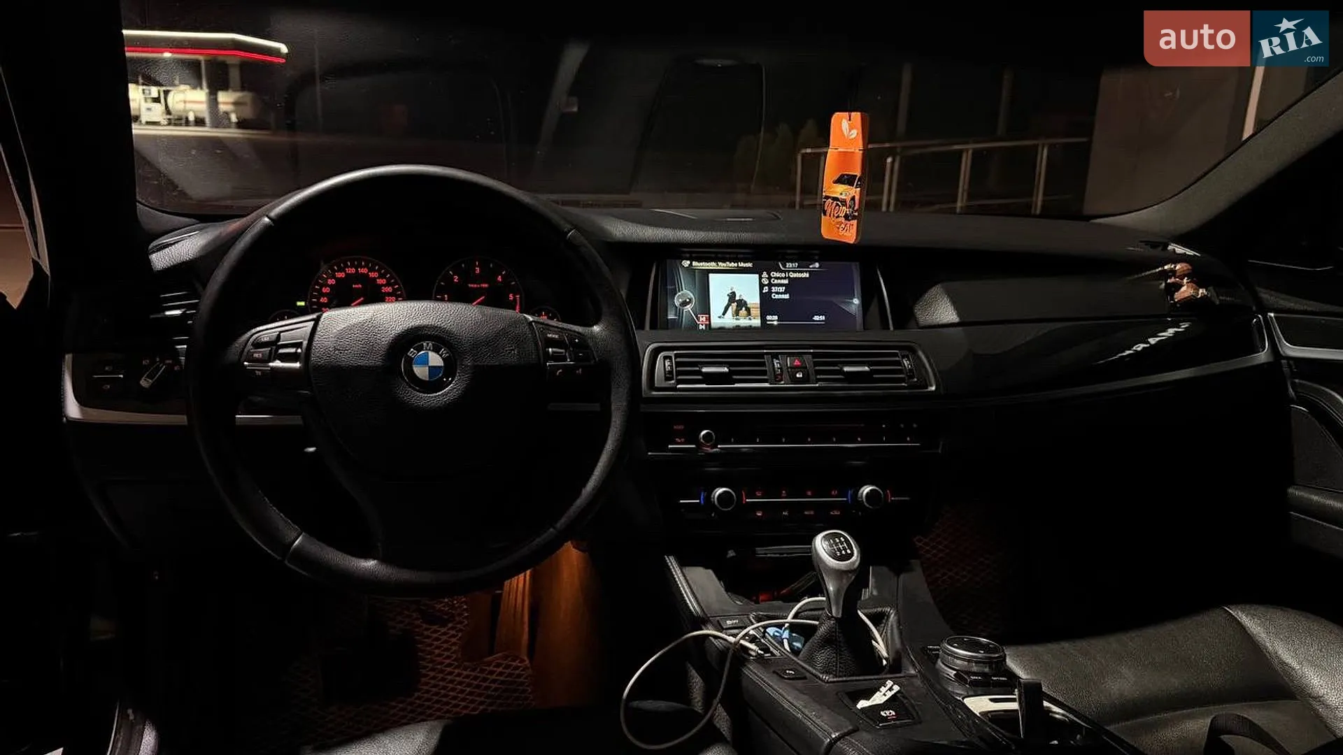 2012 BMW 5er - мініатюра 11