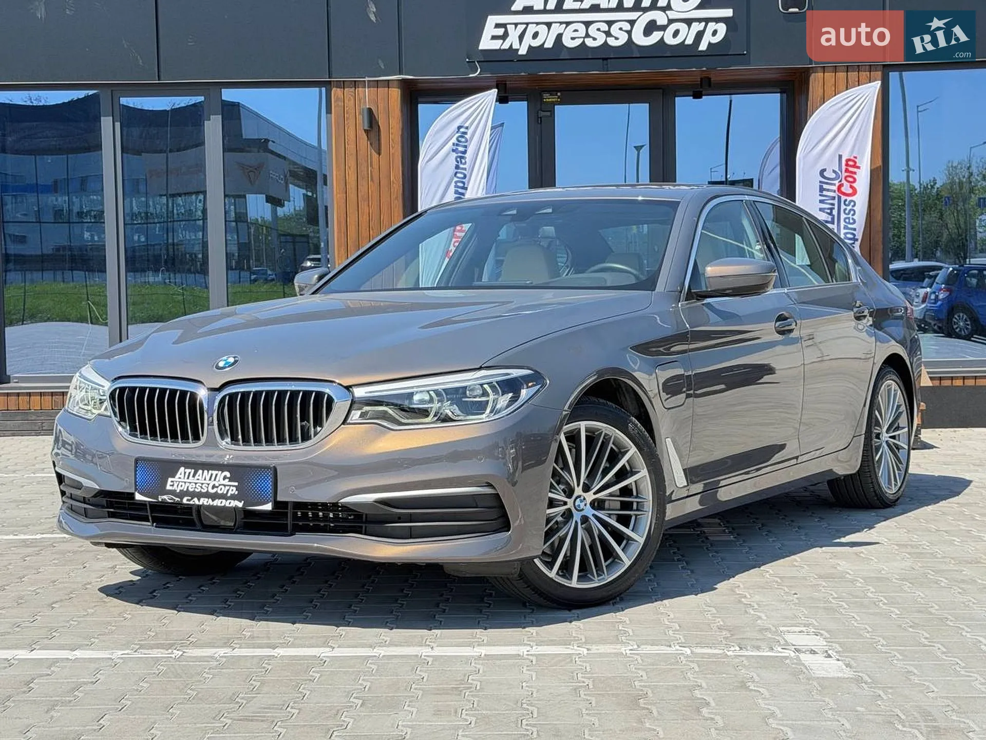 2020 BMW 5er - мініатюра 2