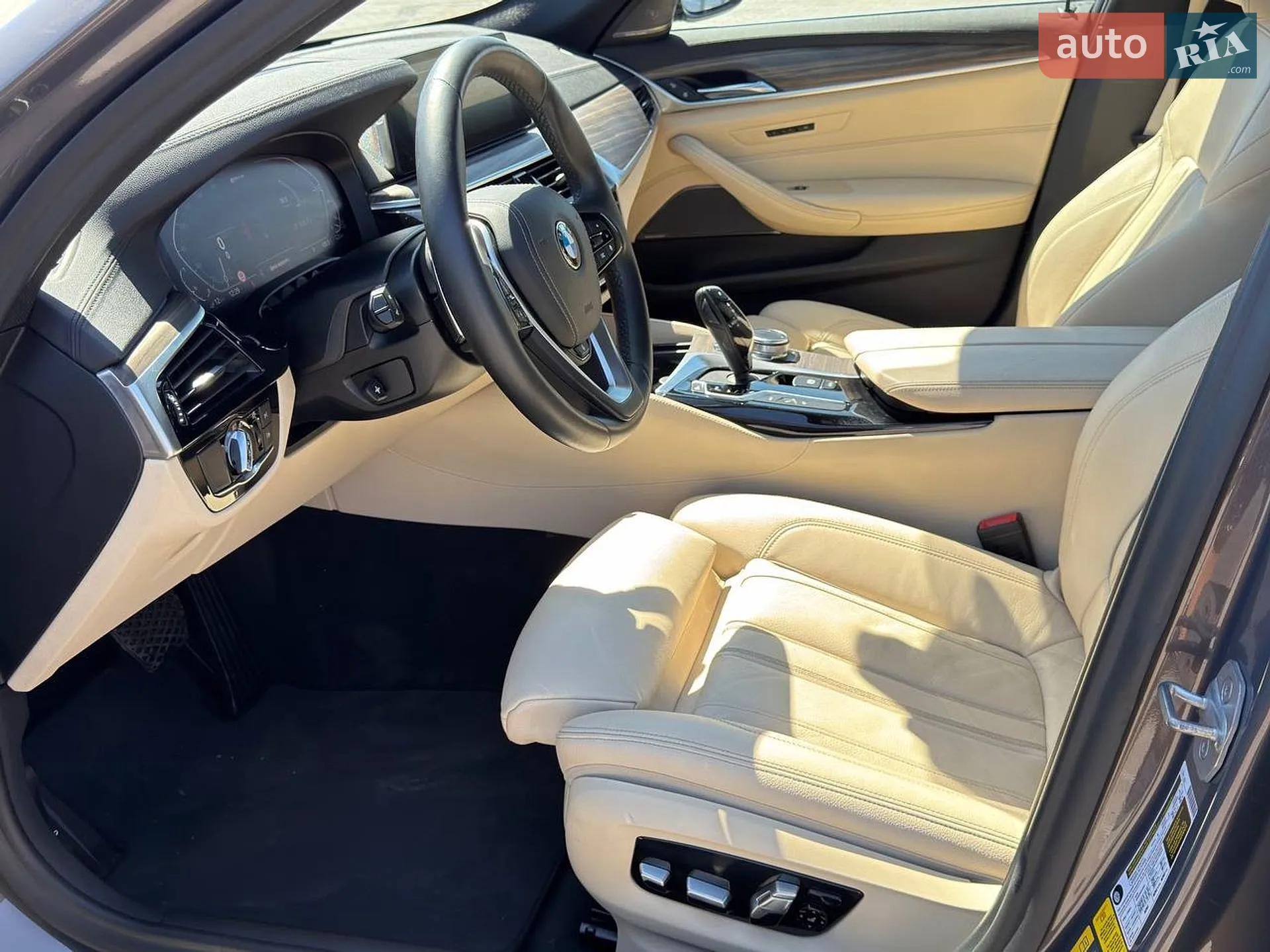 2020 BMW 5er - мініатюра 13