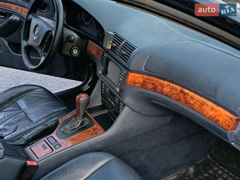 Седан BMW 5 Series 2001 в Кременчуге