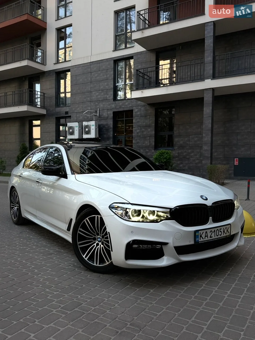 2018 BMW 5er - мініатюра 2
