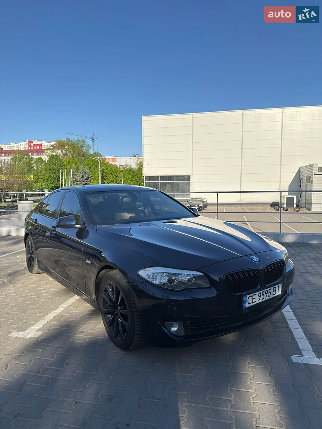 2012 BMW 5er - мініатюра 2