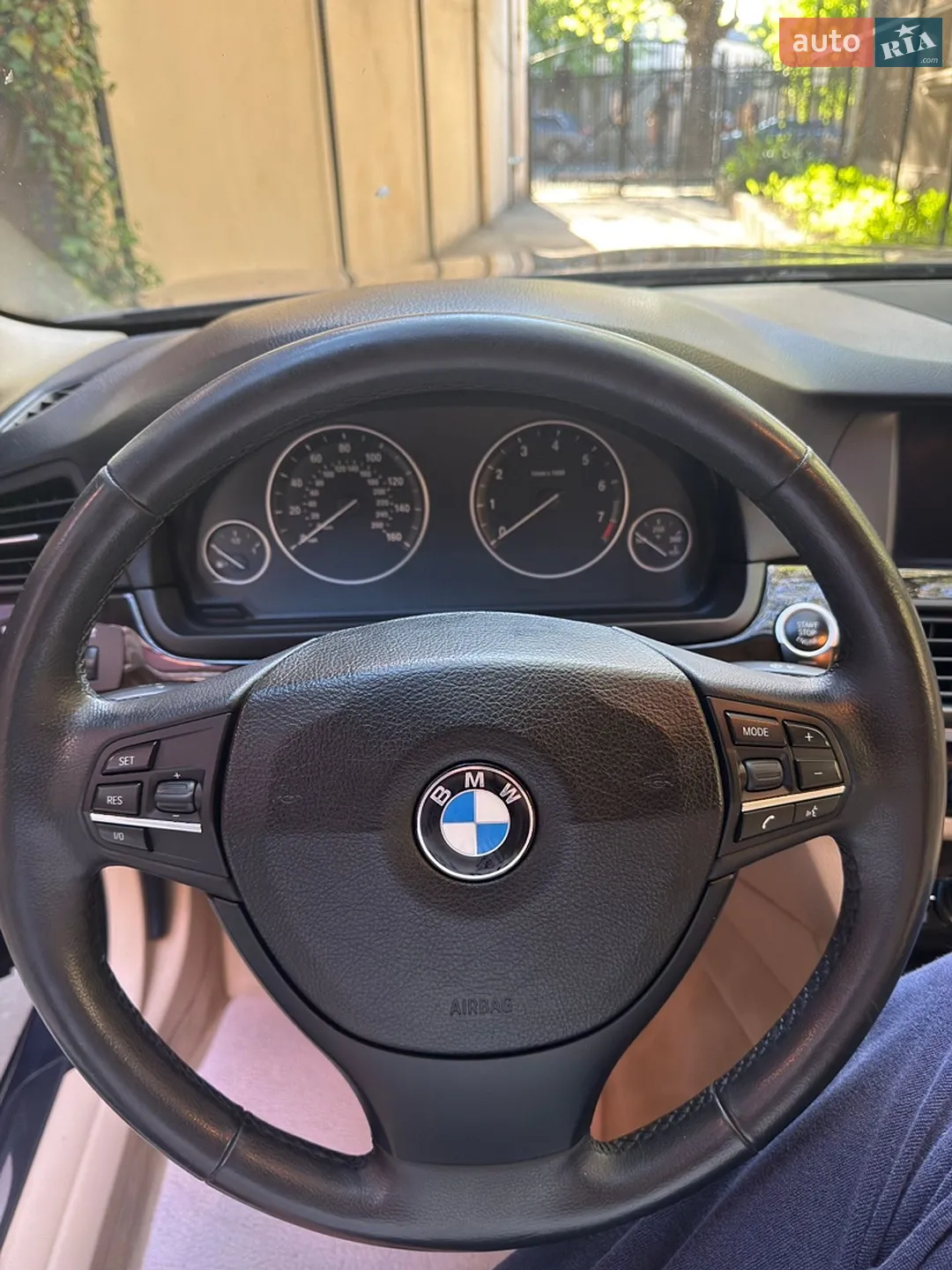2012 BMW 5er - мініатюра 21