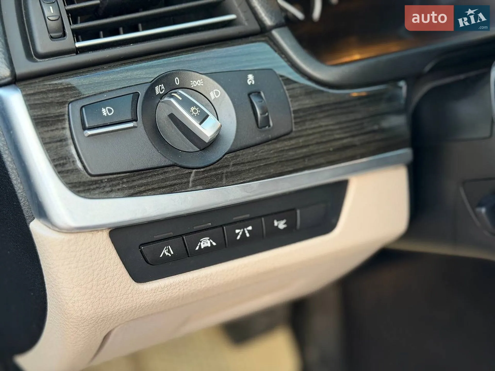 2015 BMW 5er - мініатюра 15