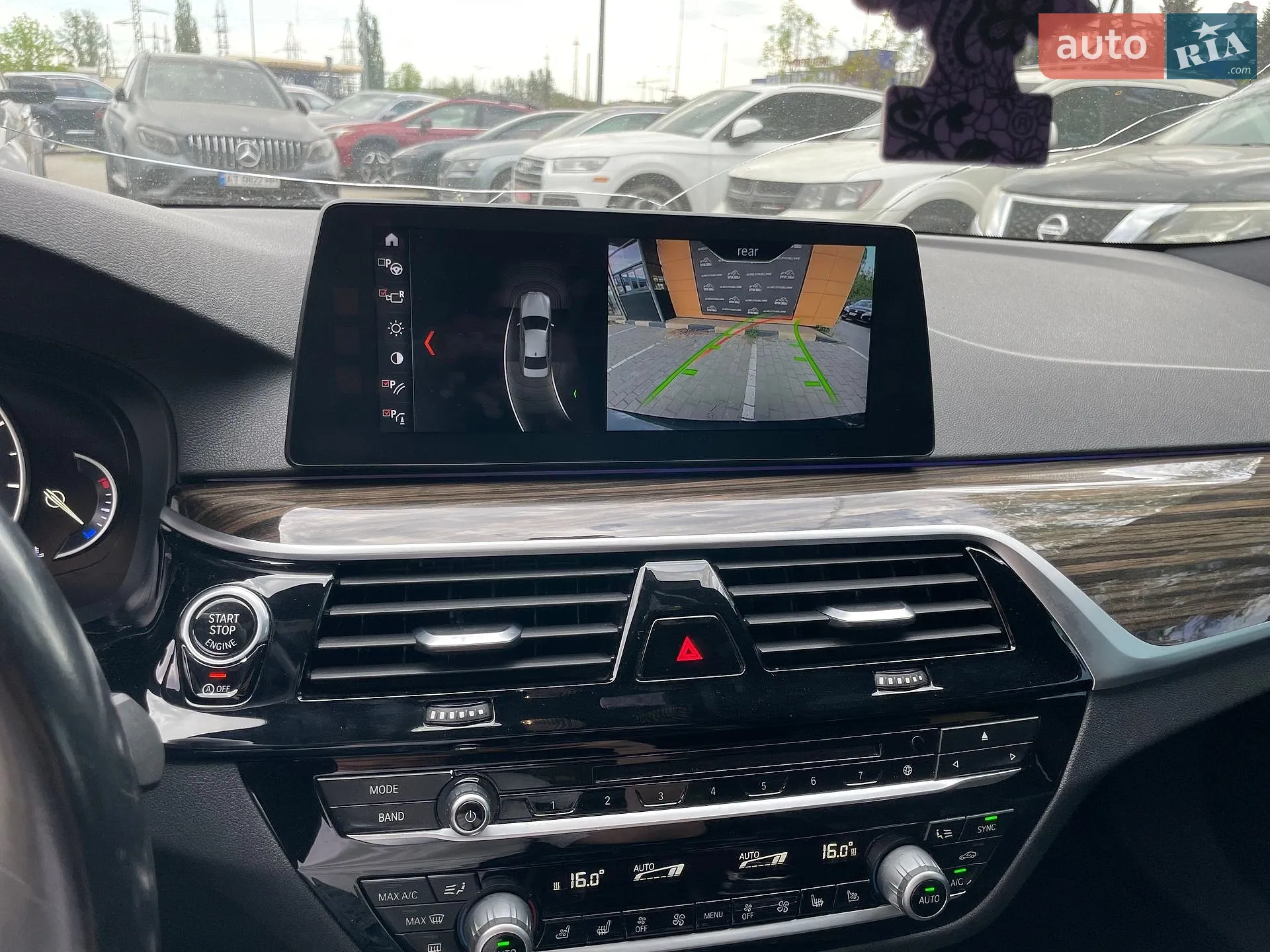 2017 BMW 5er - мініатюра 10