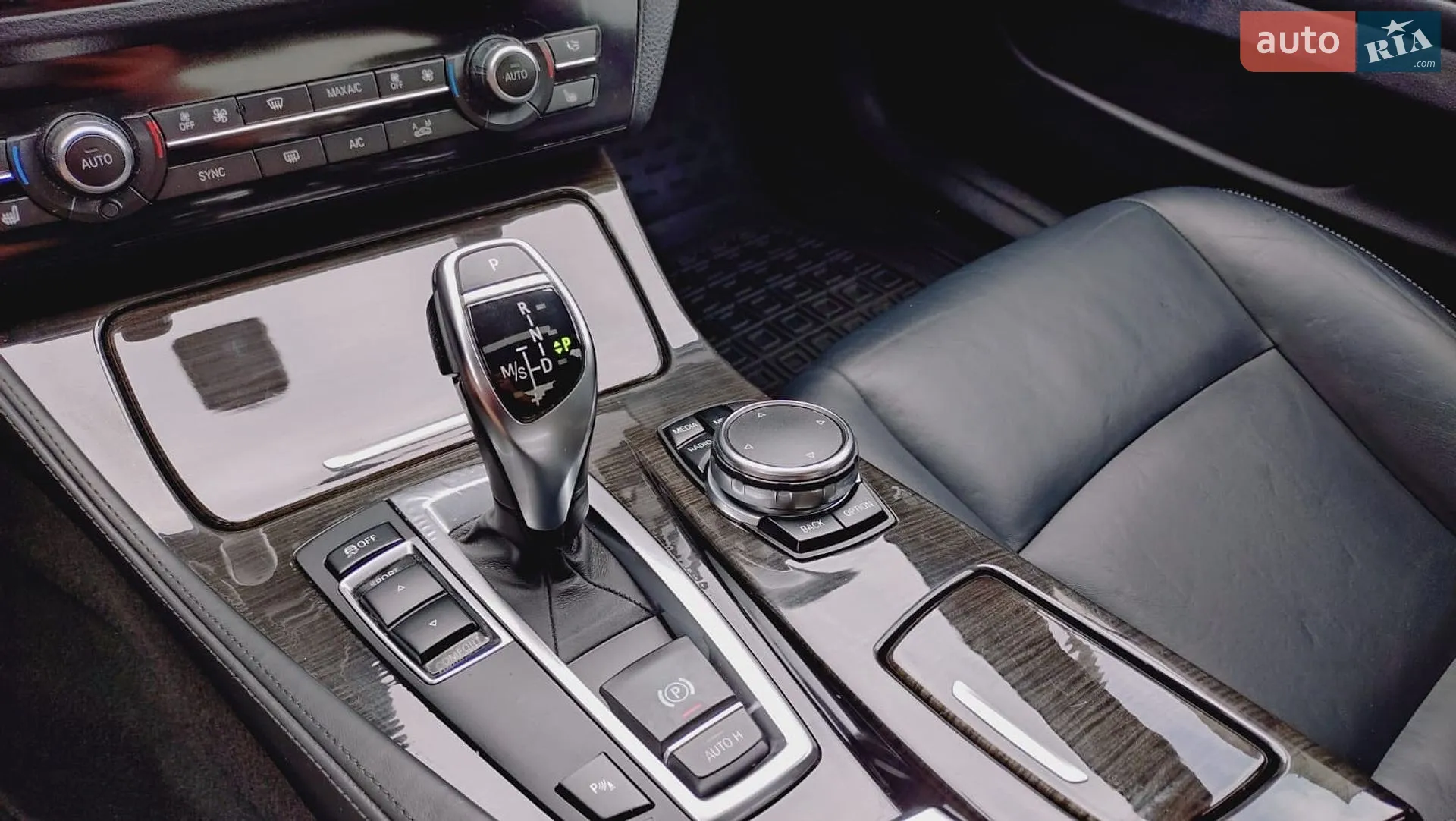 2015 BMW 5er - мініатюра 6
