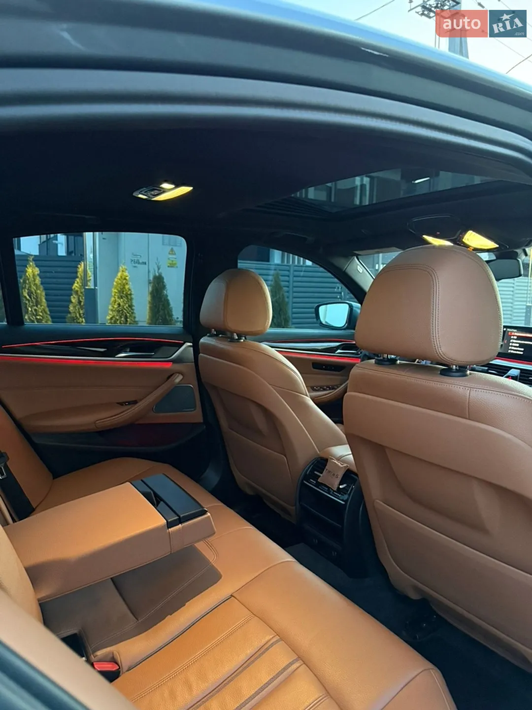 2017 BMW 5er - мініатюра 31
